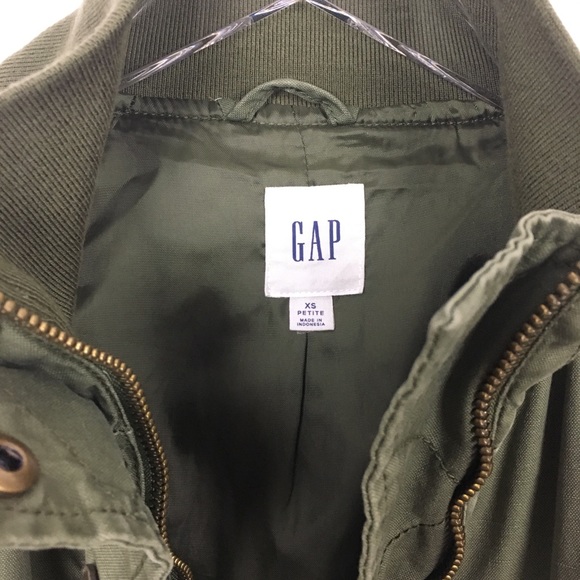 Gap Women’s Utility Bomber Jacket XS Petite - Picture 2 of 12